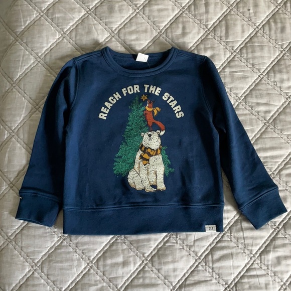 gap christmas sweatshirt
